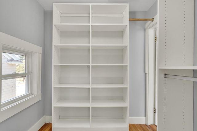 18 Middle, Lexington, MA 02421