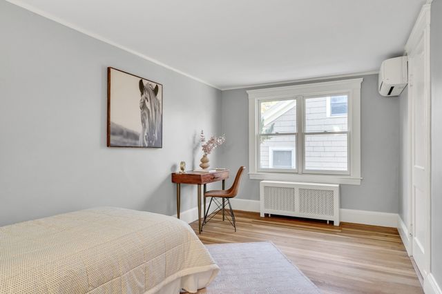 18 Middle, Lexington, MA 02421