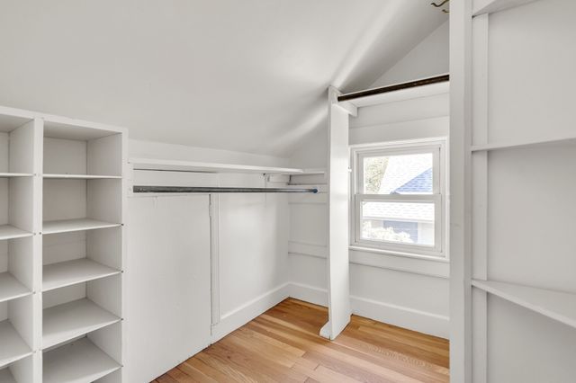 18 Middle, Lexington, MA 02421