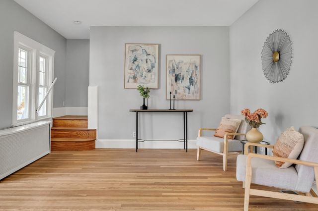 18 Middle, Lexington, MA 02421