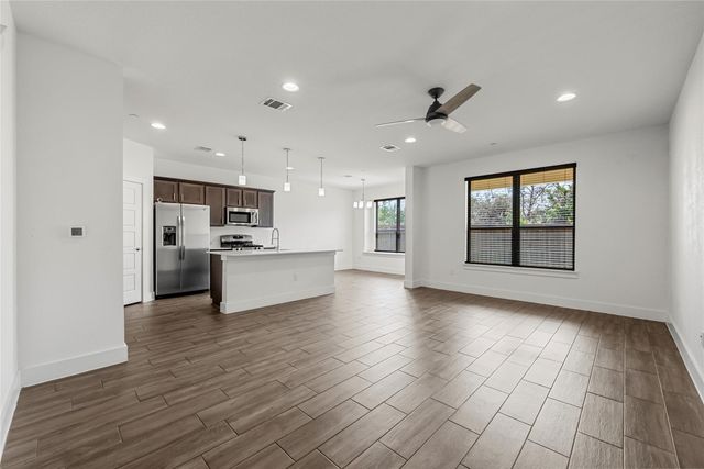 12315 Maypole BND 1002, Austin, TX 78717