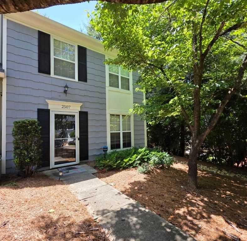 2507 Queen Anne Court, Sandy Springs, GA 30350