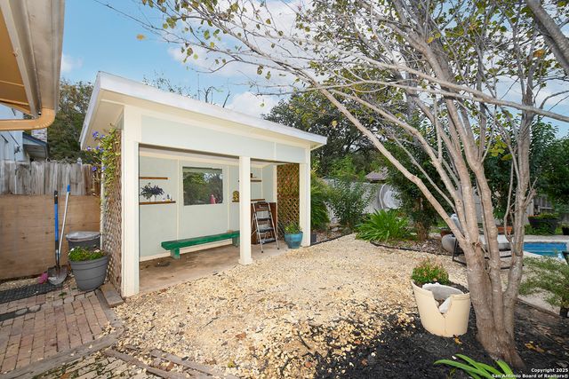 8315 Delphian, Universal City, TX 78148