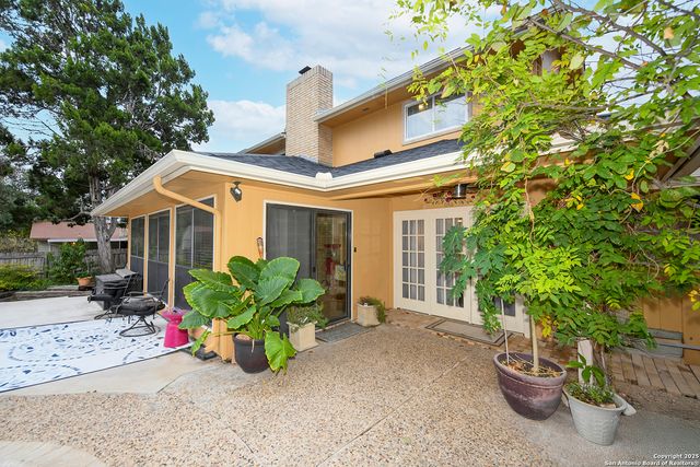 8315 Delphian, Universal City, TX 78148