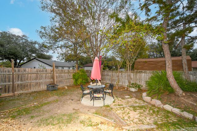 8315 Delphian, Universal City, TX 78148