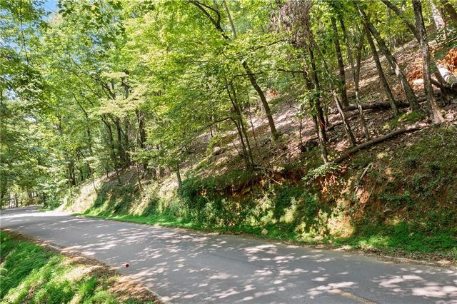 37 Petit Ridge Drive, Big Canoe, GA 30143