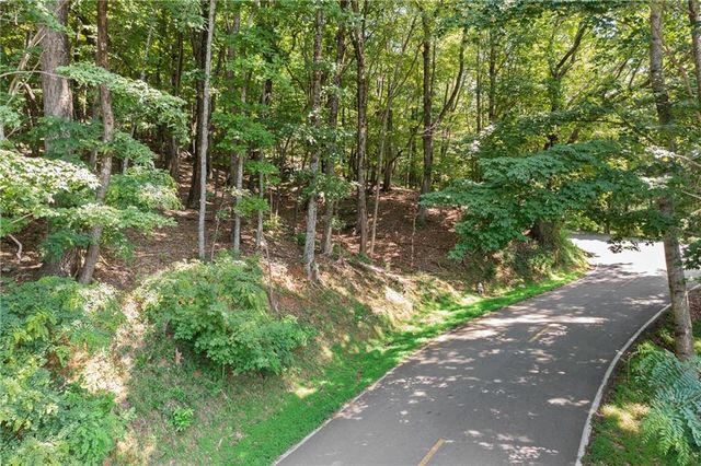 37 Petit Ridge Drive, Big Canoe, GA 30143