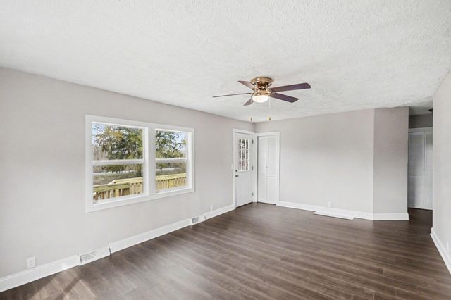 5990 N Bailey Road, Coral, MI 49322