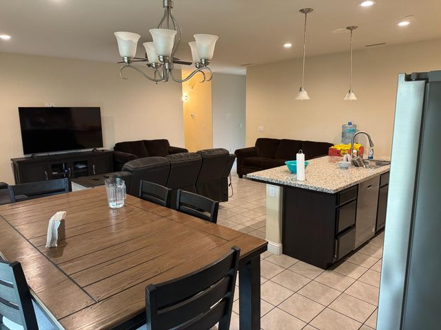 1726 Cleveland Street, Selma, CA 93662