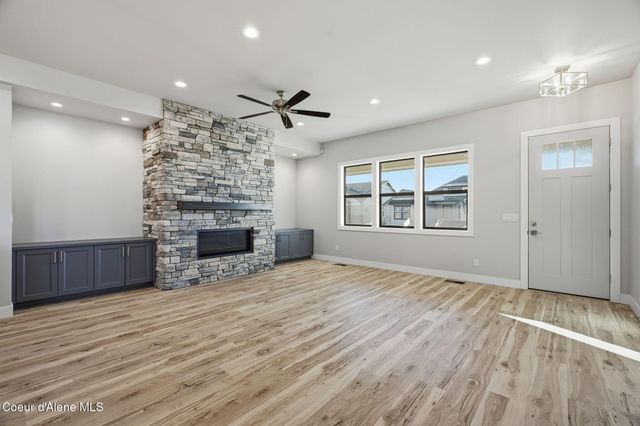 4460 W Hide Away LN, Coeur D'alene, ID 83815