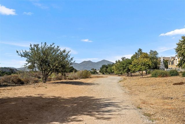 104 Seacountry Lane, Rancho Santa Margarita, CA 92688