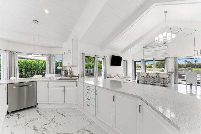 10722 Kirkaldy Lane, Boca Raton, FL 33498