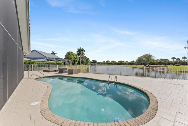 10722 Kirkaldy Lane, Boca Raton, FL 33498