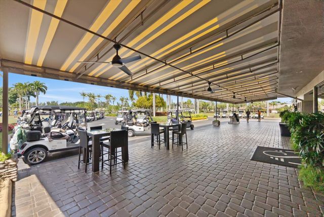 10722 Kirkaldy Lane, Boca Raton, FL 33498