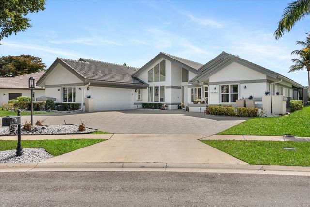 10722 Kirkaldy Lane, Boca Raton, FL 33498