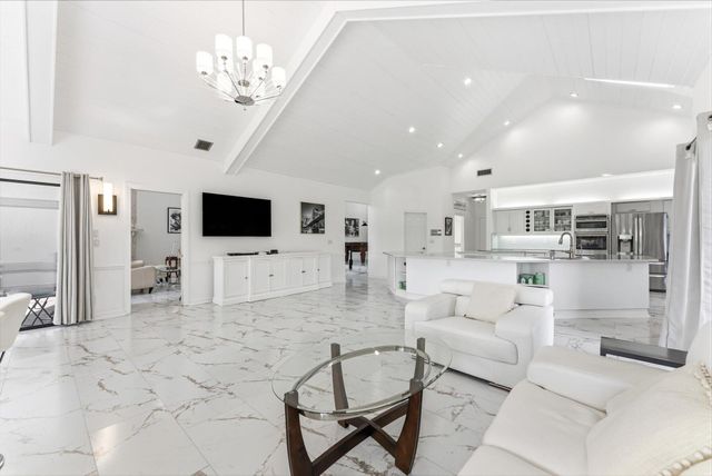 10722 Kirkaldy Lane, Boca Raton, FL 33498