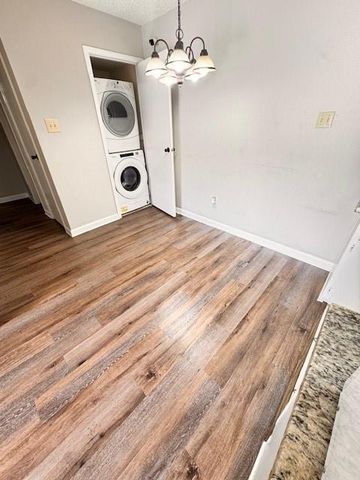 2750 Holly Hall Street 1604, Houston, TX 77054