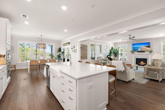 2206 Waterfowl Lane, Charleston, SC 29414