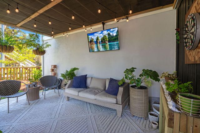 2206 Waterfowl Lane, Charleston, SC 29414