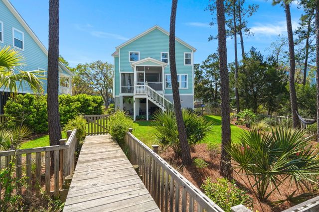 2206 Waterfowl Lane, Charleston, SC 29414