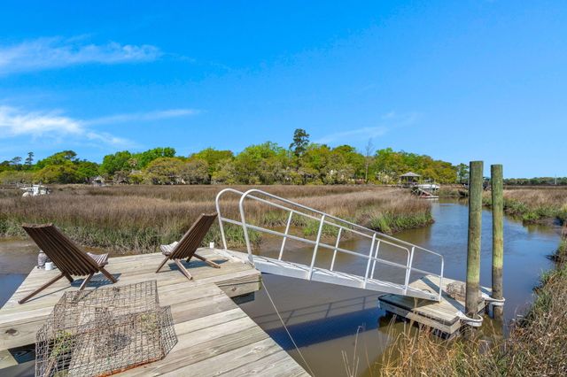 2206 Waterfowl Lane, Charleston, SC 29414