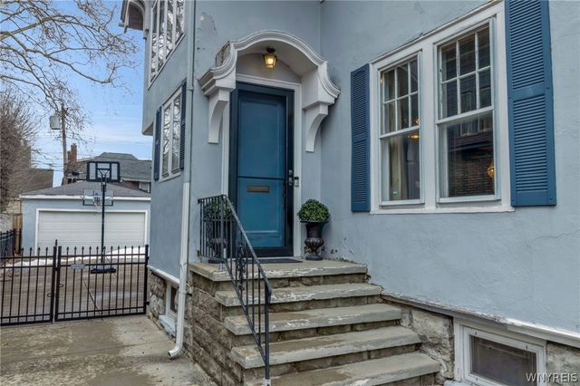 259 Middlesex Road, Buffalo, NY 14216