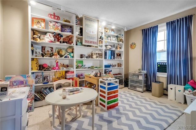 259 Middlesex Road, Buffalo, NY 14216