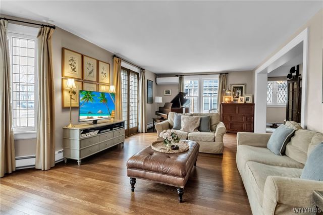 259 Middlesex Road, Buffalo, NY 14216