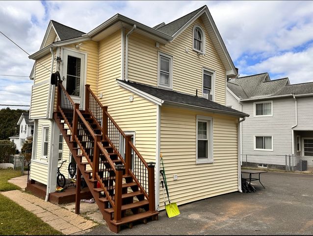 22 Hodge Avenue, Ansonia, CT 06401