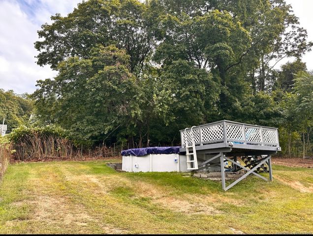 22 Hodge Avenue, Ansonia, CT 06401