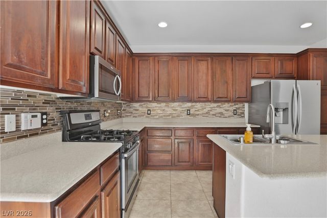 6660 Biltmore Garden Street, Las Vegas, NV 89149