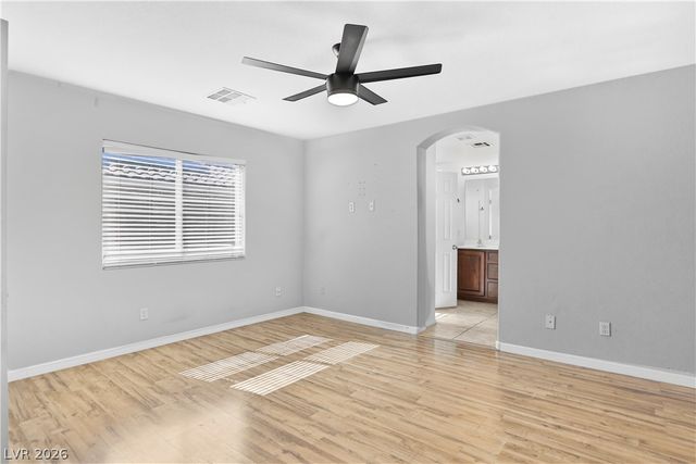 6660 Biltmore Garden Street, Las Vegas, NV 89149