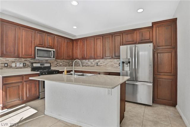 6660 Biltmore Garden Street, Las Vegas, NV 89149