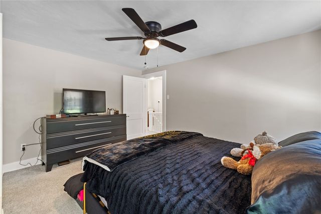3830 East Street, Observatory Hill, PA 15214
