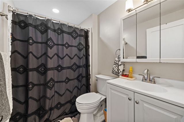 3830 East Street, Observatory Hill, PA 15214