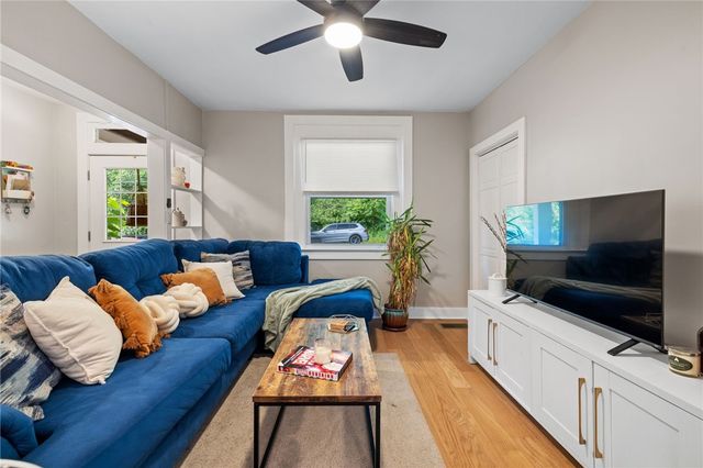3830 East Street, Observatory Hill, PA 15214