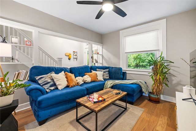 3830 East Street, Observatory Hill, PA 15214