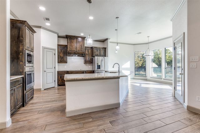 1029 Sunflower, Paradise, TX 76073