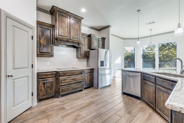 1029 Sunflower, Paradise, TX 76073