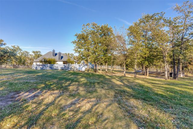 1029 Sunflower, Paradise, TX 76073