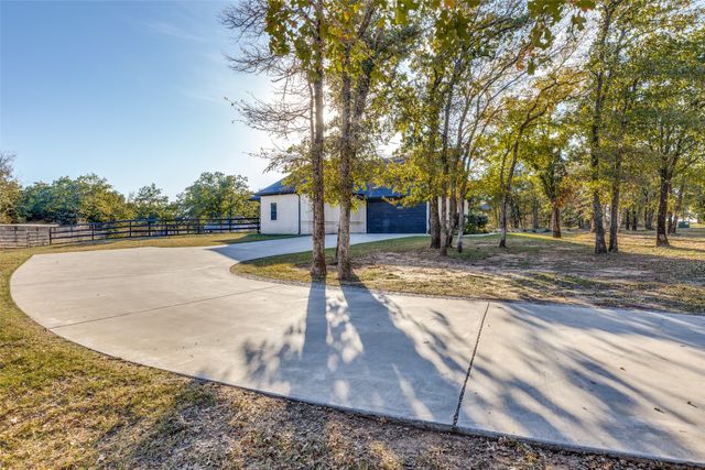 1029 Sunflower, Paradise, TX 76073