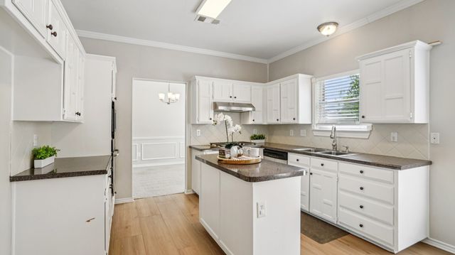 8418 Hartford Drive, Rowlett, TX 75089