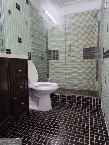 93 HIDDEN VALLEY Drive, Lawrenceville, GA 30044