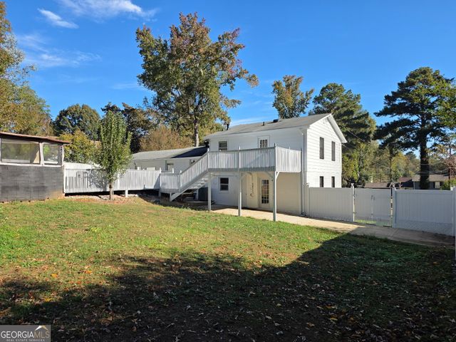 93 HIDDEN VALLEY Drive, Lawrenceville, GA 30044