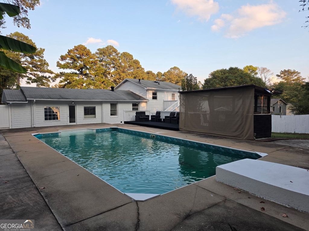 93 HIDDEN VALLEY Drive, Lawrenceville, GA 30044