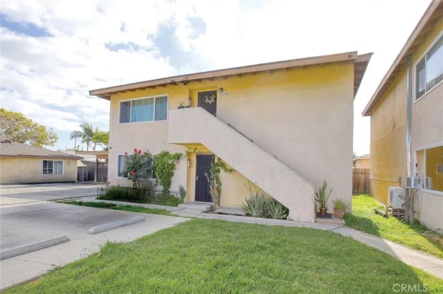 6029 Live Oak Street, Bell Gardens, CA 90201