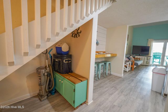 918 N New River Drive 237, Holly Ridge, NC 28445