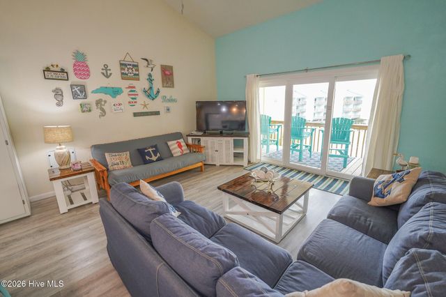 918 N New River Drive 237, Holly Ridge, NC 28445