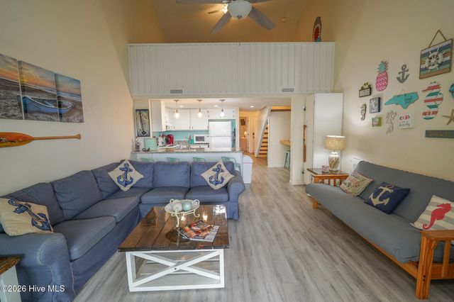 918 N New River Drive 237, Holly Ridge, NC 28445