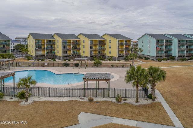 918 N New River Drive 237, Holly Ridge, NC 28445